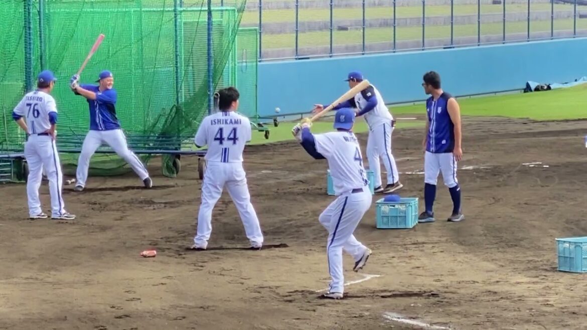 【牧秀悟】【石上泰輝】【度会隆輝】約200球ロングティーバッティング練習 宜野湾キャンプ 横浜DeNAベイスターズ 2024年2月4日