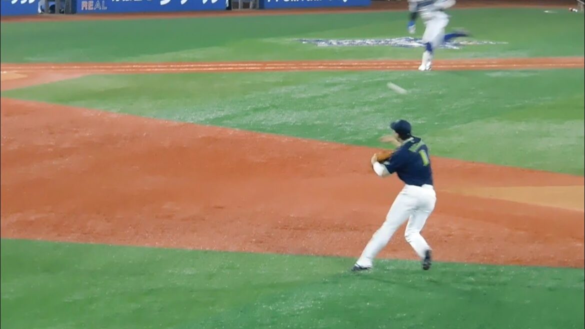 【凄すぎる…】ヤクルト山田哲人スーパーファインプレー　横浜DeNAベイスターズ戦