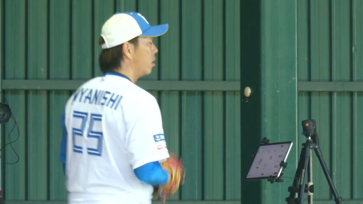 日本ハムファイターズ2024春季キャンプ　宮西尚生選手のブルペン投球