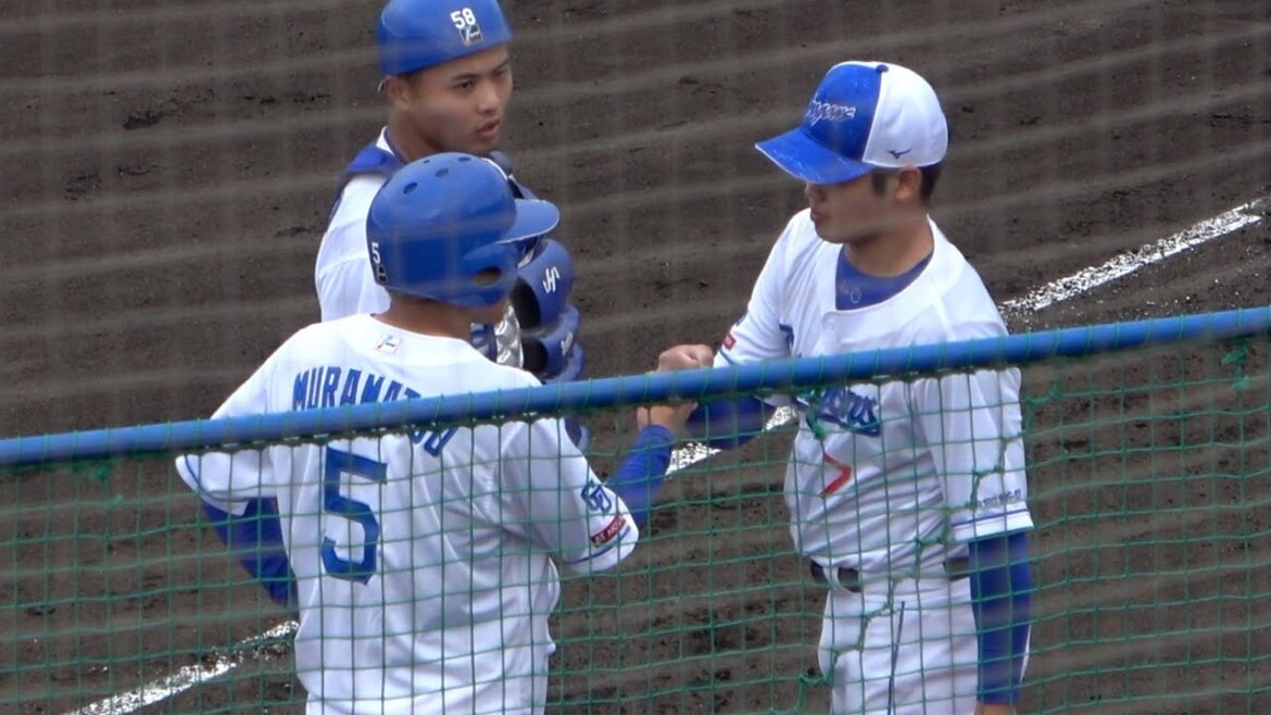 シート打撃終了後に集まって話す根尾・石橋・村松の同学年トリオ！ (2024/02/08)