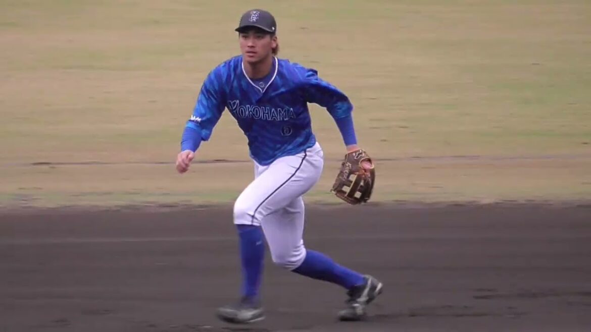 2024年2月 横浜DeNA春季キャンプ B班奄美 森 敬斗選手のノック練習