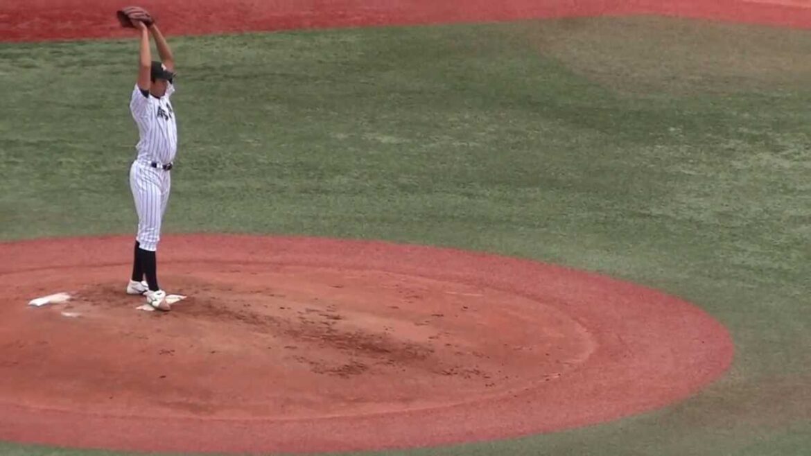 ＜ドラフト2013 広島東洋カープ2位指名＞九里亜蓮投手（亜細亜大学）トルネード投法でラストシーズン初登場（2013秋青学1回戦）