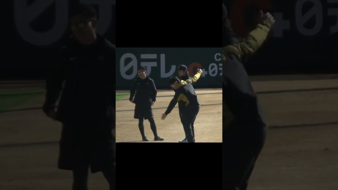 巨人自主トレ 萩尾匡也と菊田拡和がグラウンドへ〜ジャイアンツ球場 読売ジャイアンツ選手自主トレ2024年1月26日