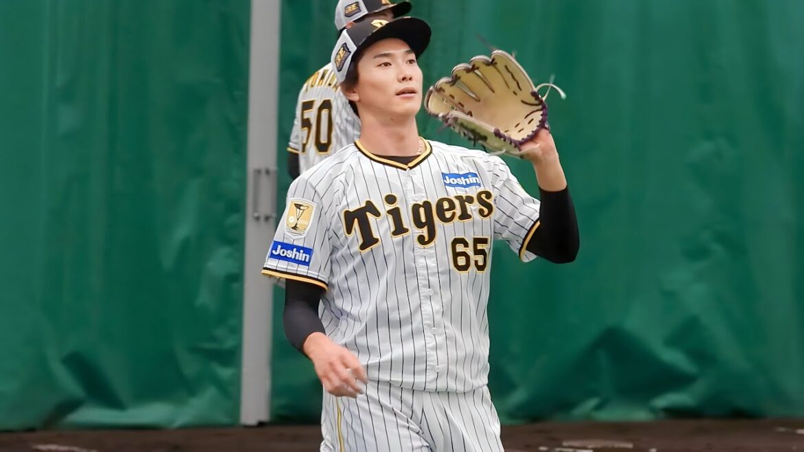 【新フォームに手応え】湯浅京己、ブルペン投球で切れ味鋭いボールを連発！投球後に捕手役の坂本誠志郎と話し込む場面も【阪神春季キャンプ】2024.2.10