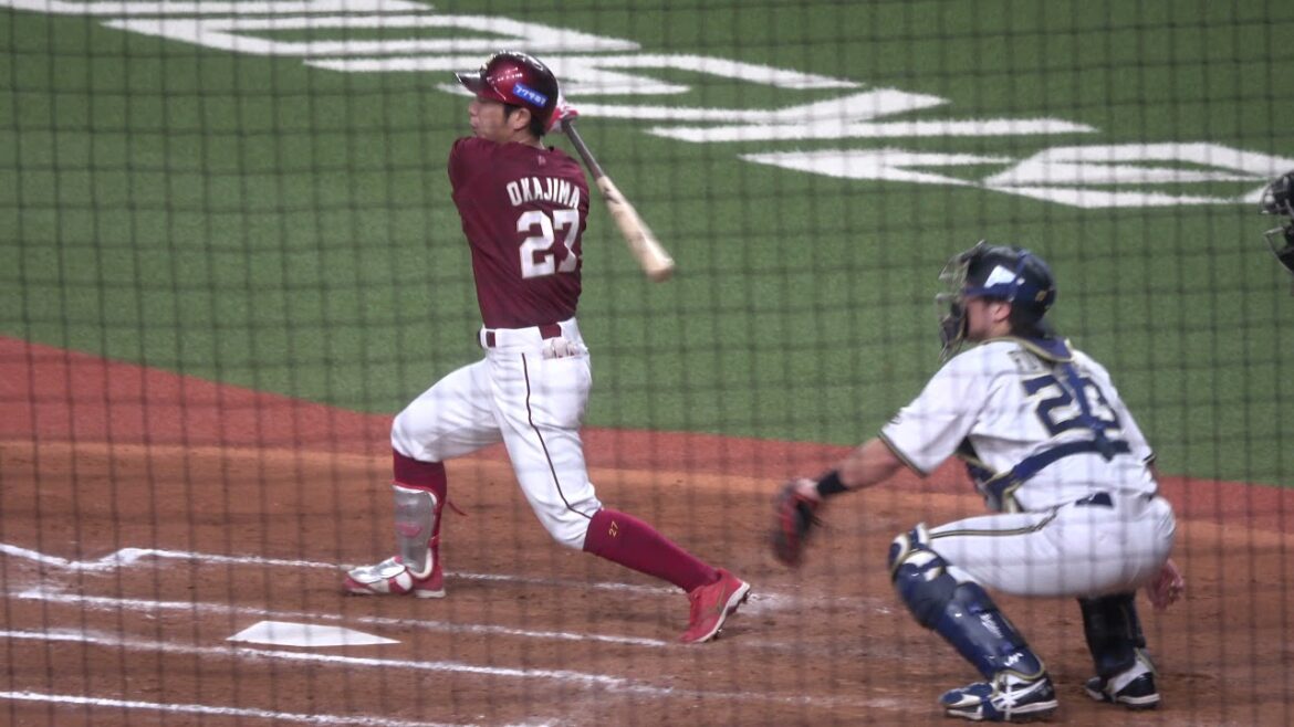 東北楽天ゴールデンイーグルス 岡島豪郎選手 センター前ヒット センターの後逸？で1人生還 第4打席 VS オリックスバファローズ 2021/10/20