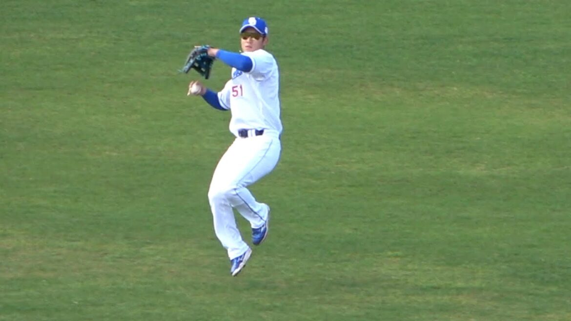 ファンから自然と拍手が起きたライト上林のレーザービーム (2024/02/01)