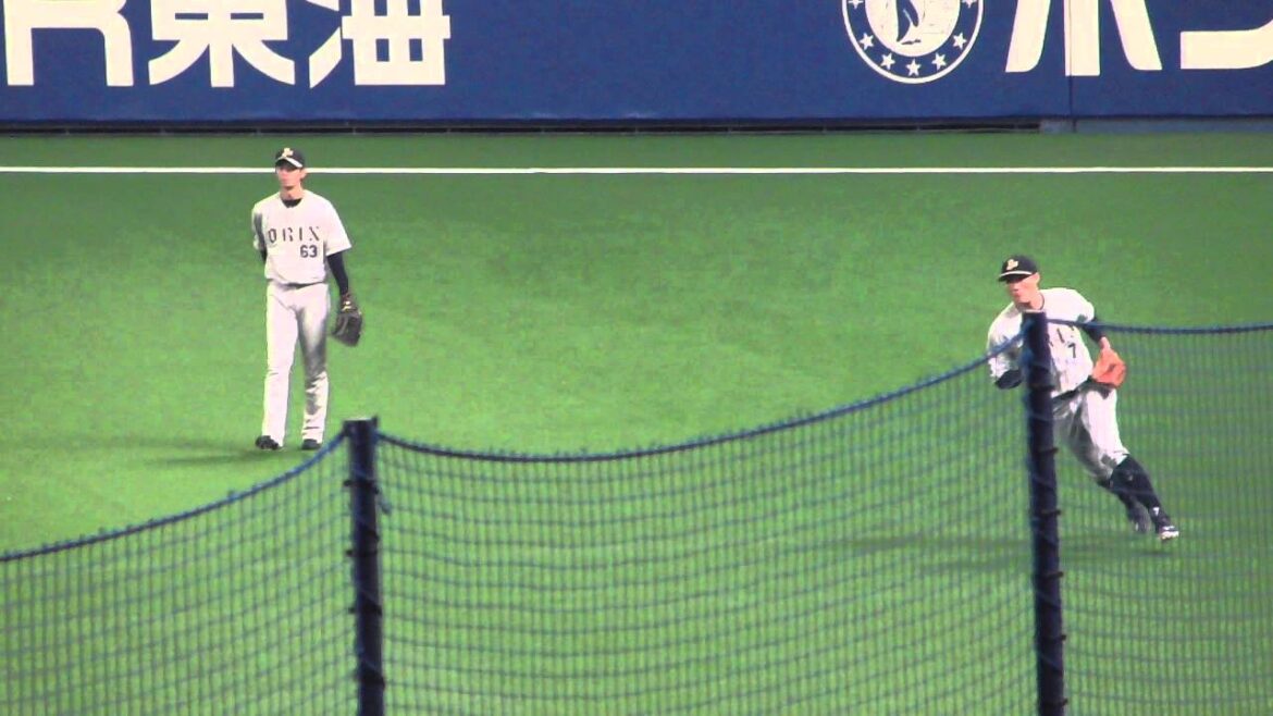 糸井嘉男 オリックス 外野スローイング 参考にしたいプレー