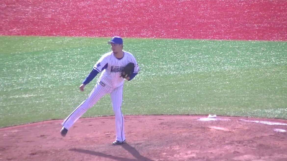 三上朋也（TOMOYA MIKAMI）／リリーフは三上！／2018.5.12　横浜DeNAベイスターズ×東京ヤクルトスワローズ　横浜スタジアム