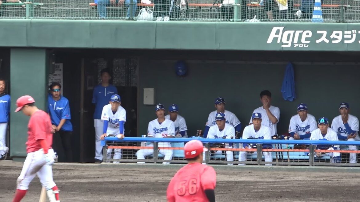 砂田の1イニング2つ目の死球で押し出し。4回表で0対5。オープン戦とはいえ重苦しい空気に包まれる中日ベンチ（2024年2月23日）