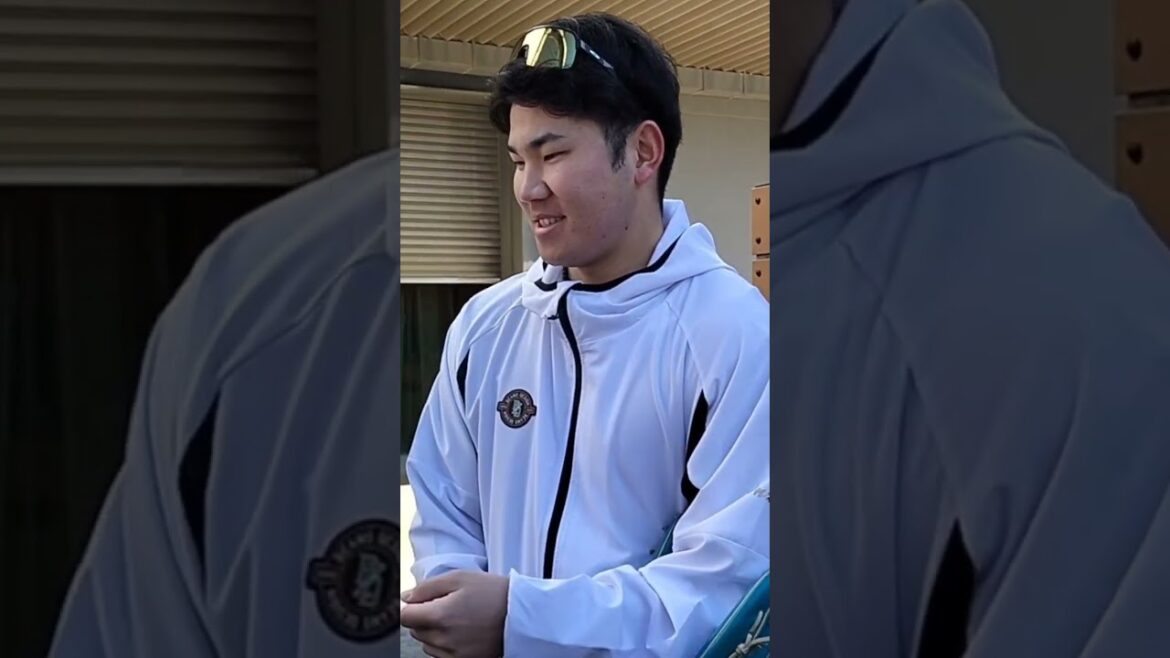 【GIANTS】 #小沼健太 投手の #ファンサービス #shorts #巨人 #giants #読売ジャイアンツ