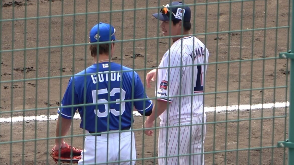 同じ年の同じドラフト1位、山田哲人と話し込む後藤駿太！新加入の西川遥輝とも挨拶！ (2024/02/18)