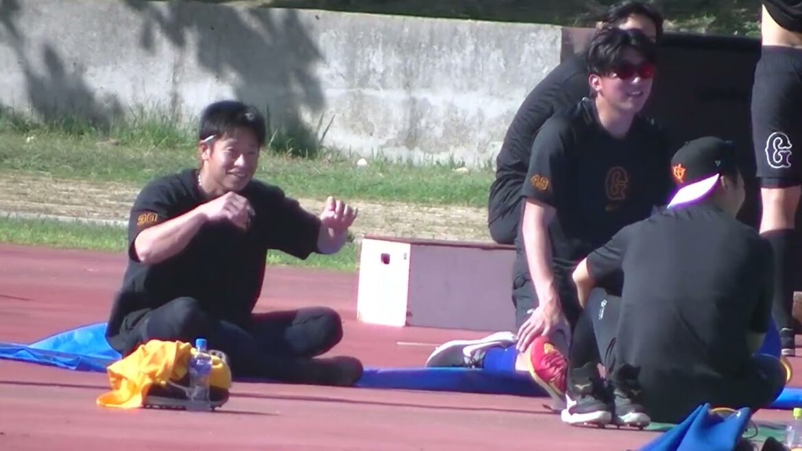 巨人めちゃ打ち解けてる近藤大亮が大笑い 田中千晴もニコニコ〜読売ジャイアンツ春季キャンプ2024年2月23日