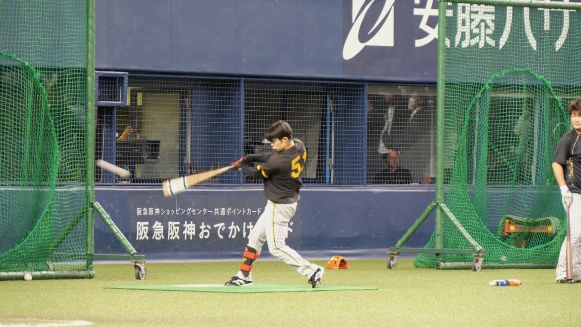 中野拓夢選手　トスバッティング