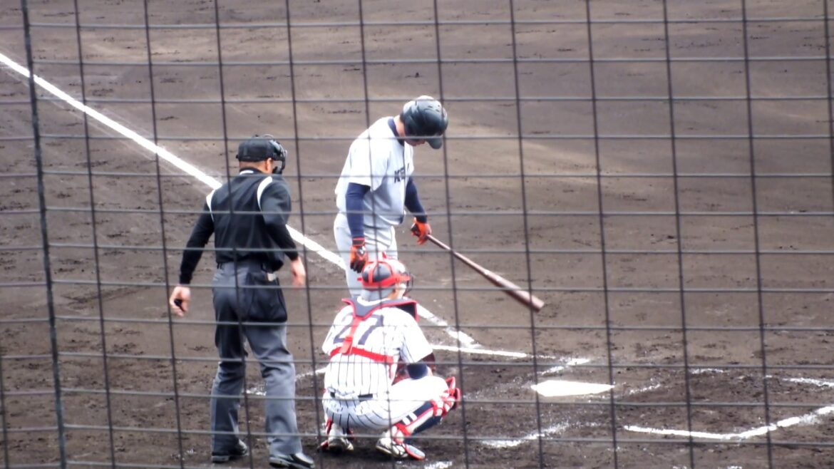 【2017年東北楽天ゴールデンイーグルスドラフト2位指名】2016/11/28岩見 雅紀#13(比叡山高→慶應義塾大3年) 【2017年東北楽天ゴールデンイーグルスドラフト2位指名】2016/11/28岩見 雅紀#13(比叡山高→慶應義塾大3年)