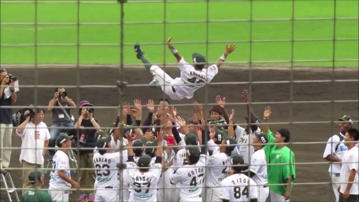 2018年9月2日　富山GRNサンダーバーズ　後期優勝胴上げのシーン