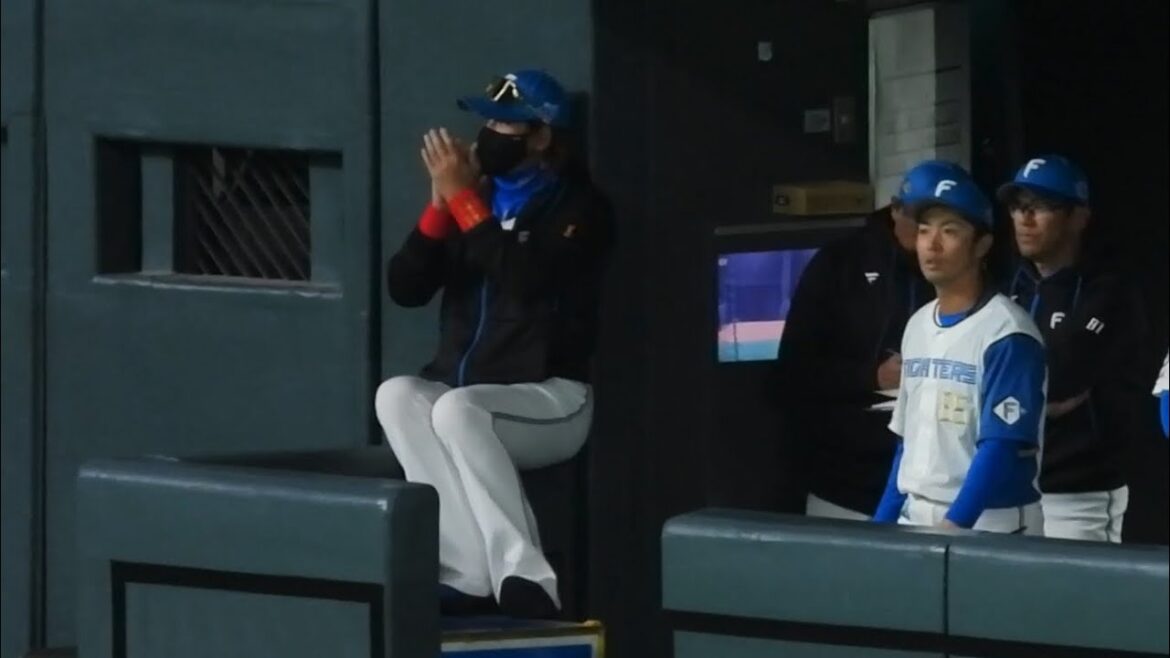【159キロ！マジか】杉浦の投球に拍手連発の新庄監督 2024.3.2