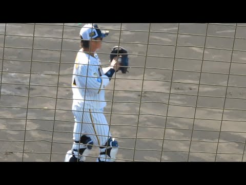 骨折復帰の梅野 キャッチボール相手は坂本誠志郎 正捕手を争うコンビでキャッチボール 骨折復帰の梅野 キャッチボール相手は坂本誠志郎 正捕手を争うコンビでキャッチボール