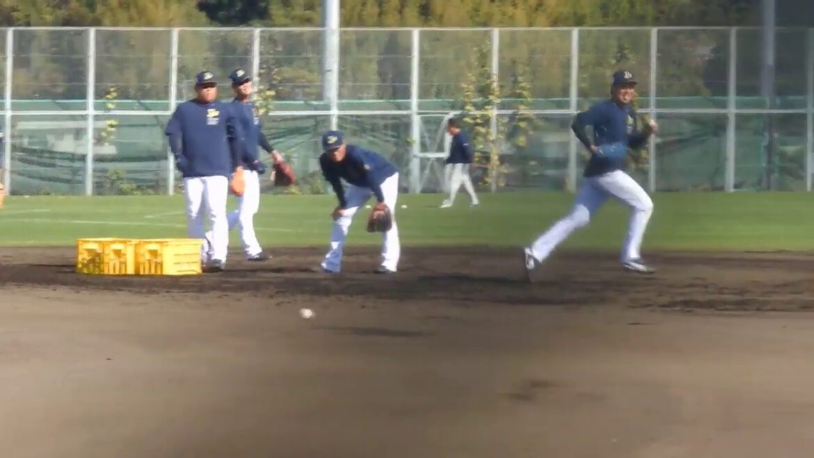 2018.11.14　投手陣ノック（山本・澤田・東明・松葉・K-鈴木）　その１