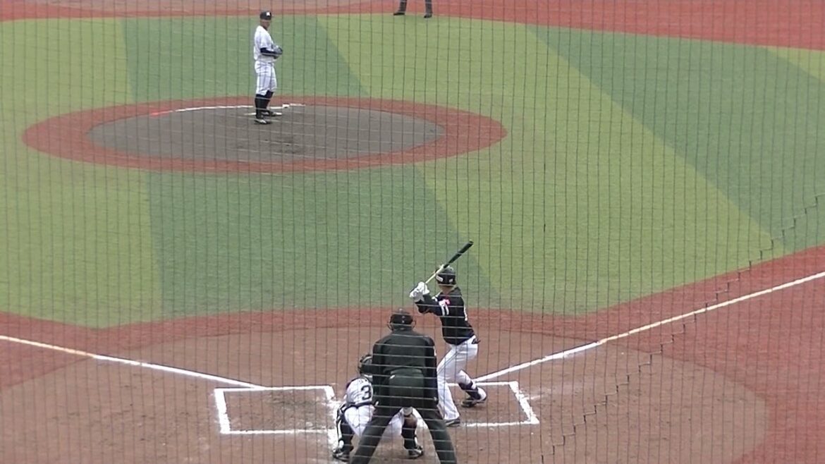 緒方理貢が支配下アピールのこの日2安打目（2024年3月8日 オープン戦 千葉ロッテマリーンズ対 福岡ソフトバンクホークス）