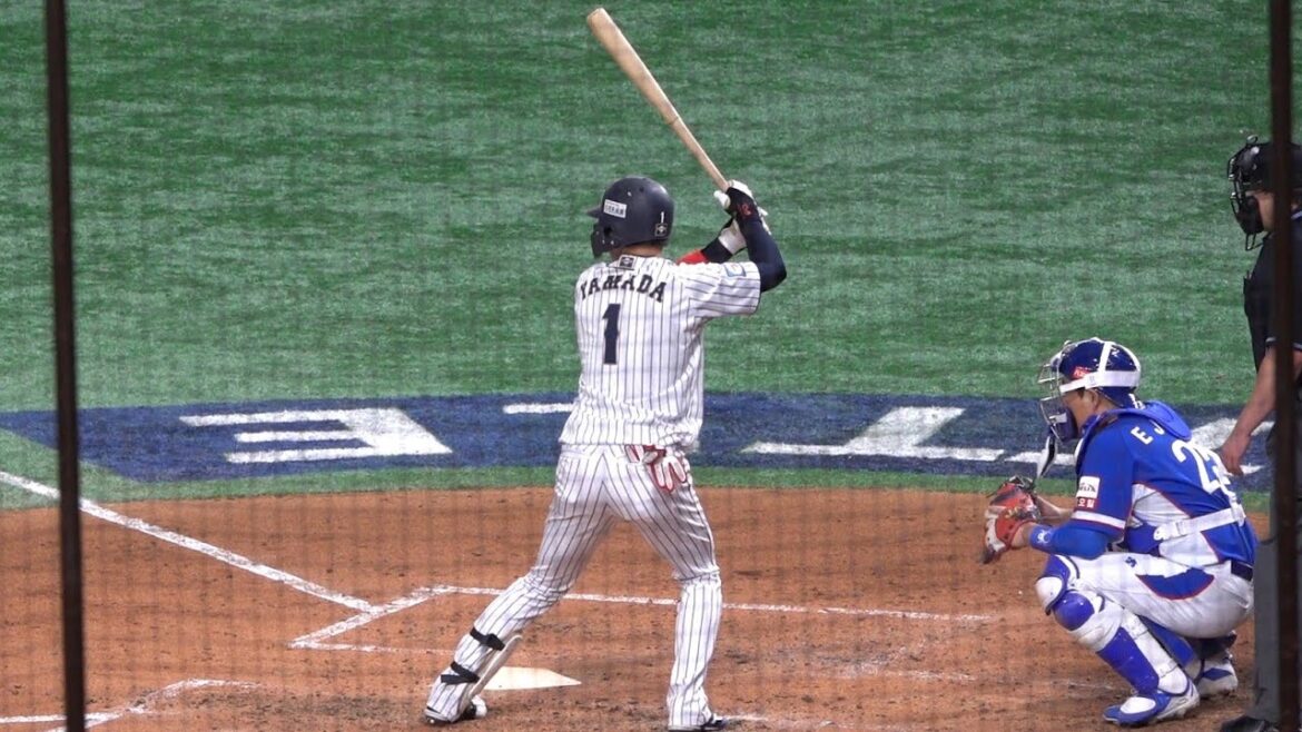 山田哲人逆転ホームラン！東京ドーム総立ち大歓声！プレミア12決勝 韓国戦  2019/11/17