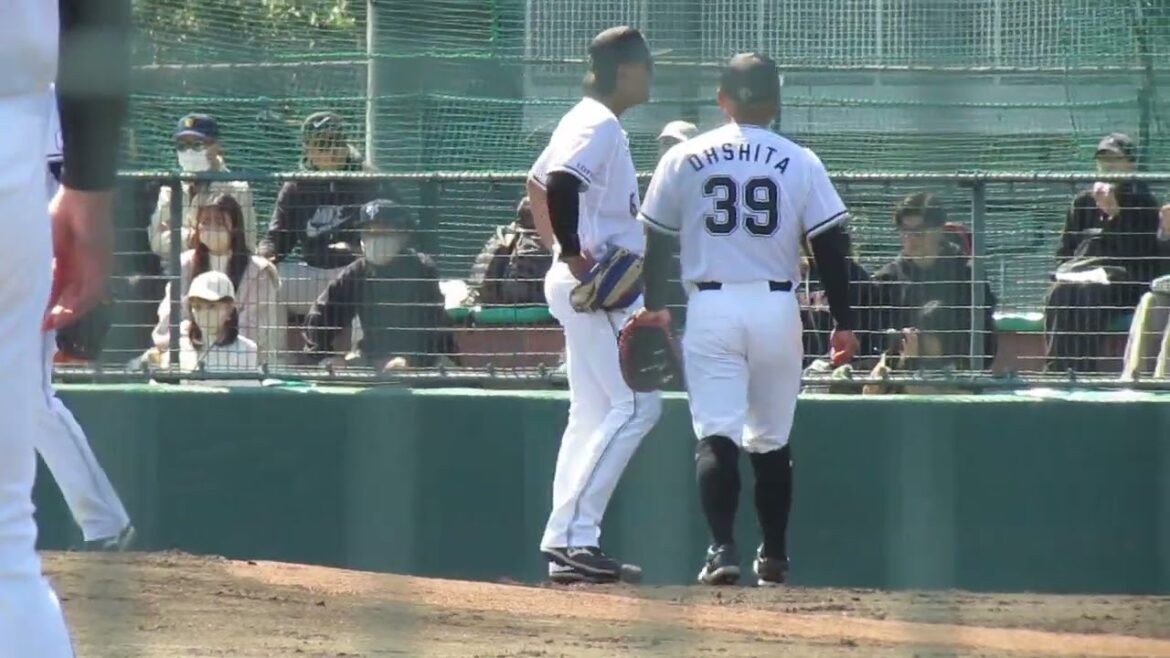 マリーンズ ファーストでノックを受ける山本大斗や大下誠一郎［千葉ロッテマリーンズ2軍 対 読売ジャイアンツ3軍 2024年3月14日］