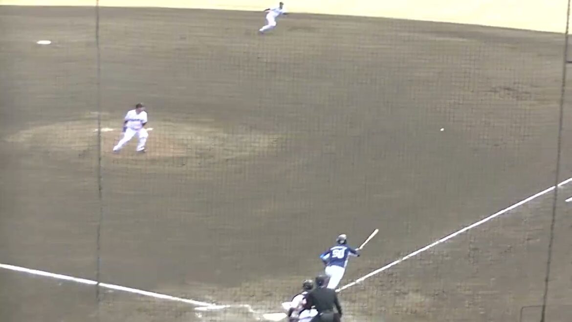 ファースト ウレーニャ横っ飛びでよく止めたが【教育リーグ読売ジャイアンツ対 西武ライオンズ2024年3月10日】