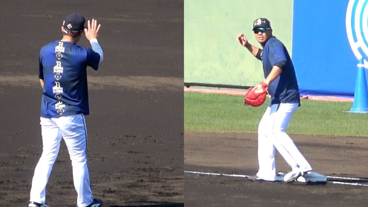 シートノック中、若月の送球とバッティング練習者の打球が交錯しびっくりする頓宮裕真→若月「ごめん」