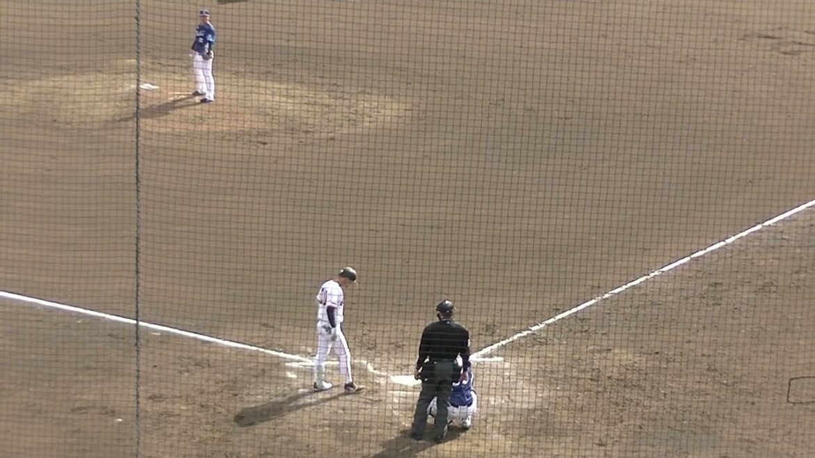 巨人 大津綾也をサードゴロに抑えるライオンズ粟津凱士【教育リーグ読売ジャイアンツ対 西武ライオンズ2024年3月10日】