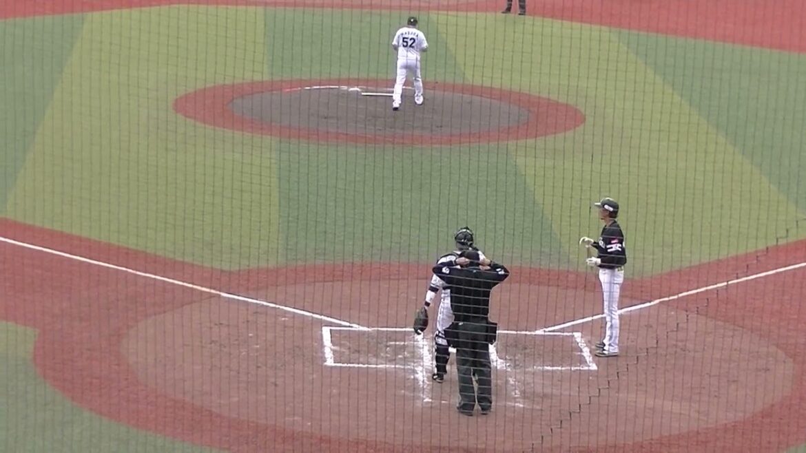 栗原陵矢ヒットの後 三森大貴もヒットかと思われたが藤原恭大がファインプレー（2024年3月8日 オープン戦 千葉ロッテマリーンズ対 福岡ソフトバンクホークス）