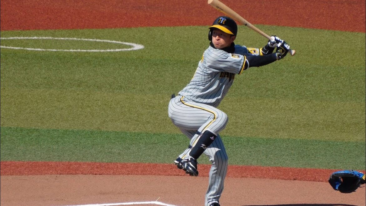 近本光司 マリンの風に乗せ 右中間突破の先制タイムリー3ベース ミエセスはピースでベンチへ 近本光司 マリンの風に乗せ 右中間突破の先制タイムリー3ベース ミエセスはピースでベンチへ