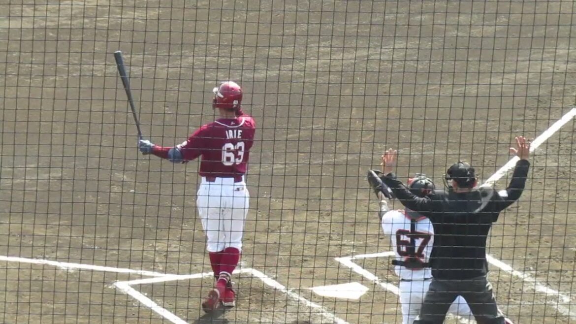 【楽天】入江大樹バッティングフォーム［ 読売ジャイアンツ対 東北楽天ゴールデンイーグルス 2024年3月16日］