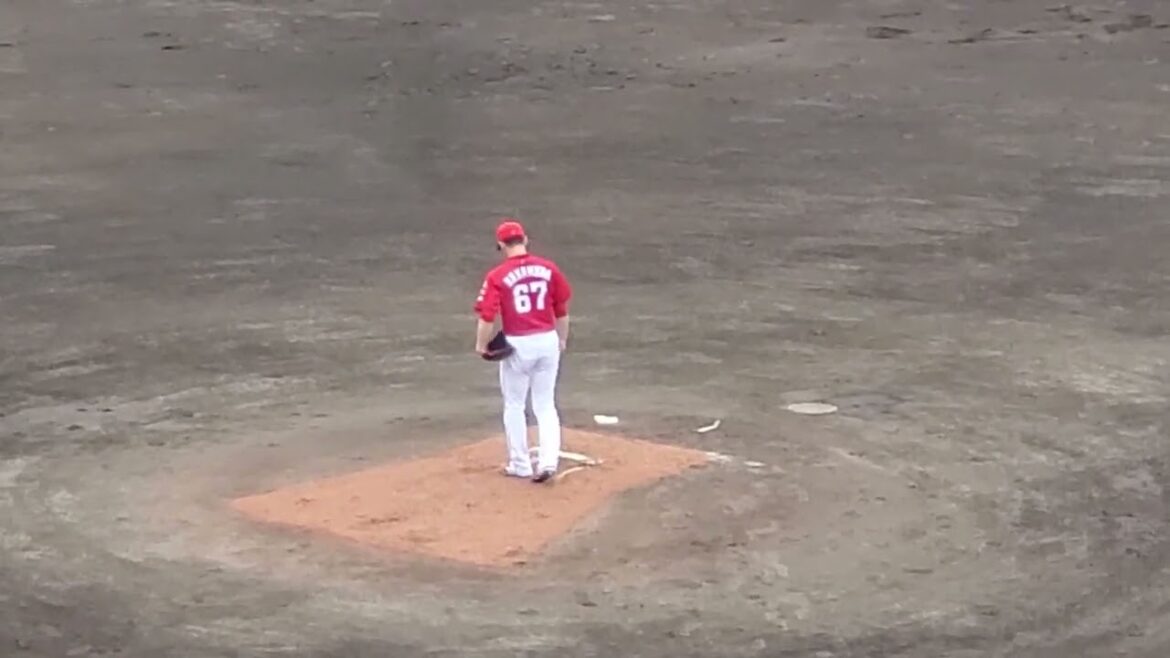 20220521　中村祐太の投球練習　2回ｳﾗ　広島東洋ｶｰﾌﾟ2軍　@岩国･絆スタジアム［ﾌｧｰﾑ交流戦］愛宕ｽﾎﾟｰﾂｺﾝﾌﾟﾚｯｸｽ野球場