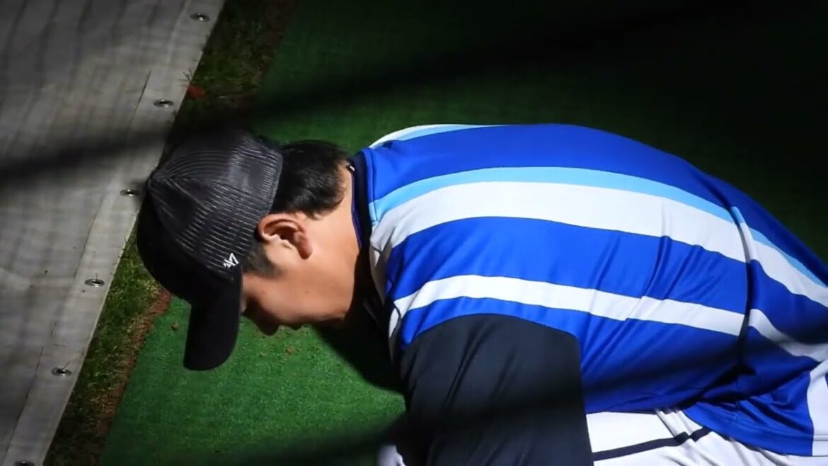 横浜DeNA 肘が痛そうな山﨑康晃のウォーミングアップ　エスコンフィールド北海道オープン戦日ハム対横浜　2024/3/23