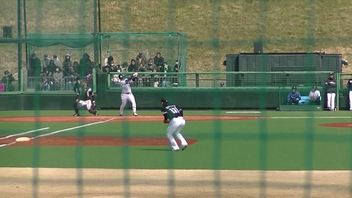 北村恵吾を三振にとる唐川侑己2024年3月9日 春季教育リーグヤクルトスワローズ対 千葉ロッテマリーンズ