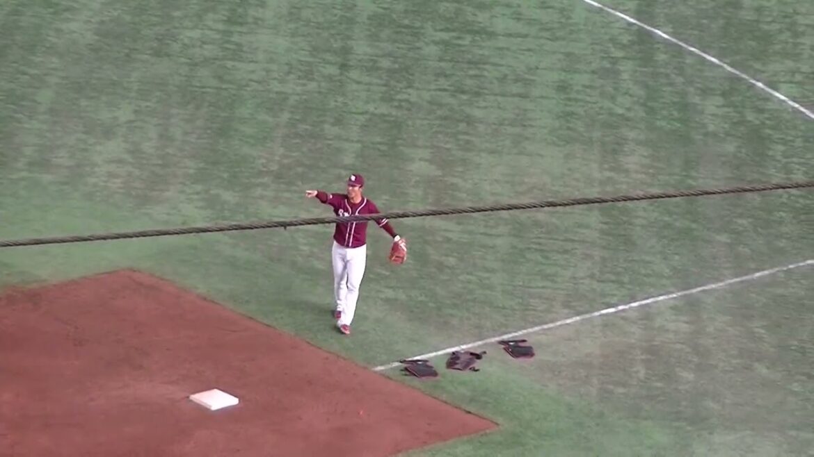 【楽天】茂木栄五郎のファースト守備練習＜読売ジャイアンツ対 楽天イーグルス 2024年3月22日 試合前＞