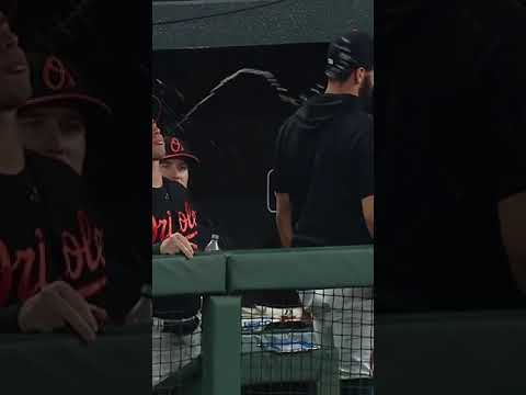 Cedric Mullins triples and introduces Mr. Splash and the Bird Bath Cedric Mullins triples and introduces Mr. Splash and the Bird Bath