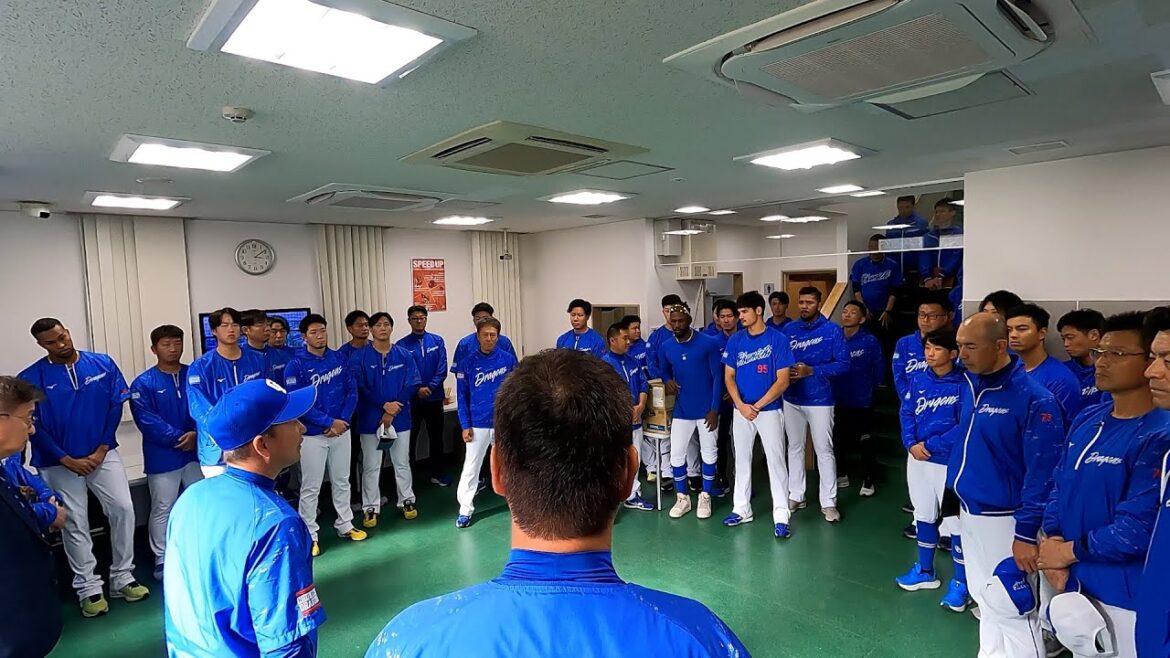 開幕戦直前ミーティング！ #立浪和義 監督からスタメン発表 #Dragons_Inside