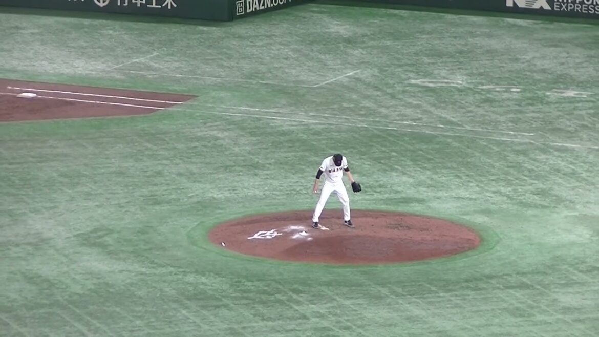 島内宏明フォアボール ファールの時 観客に会釈する坂本勇人など【 読売ジャイアンツ対 楽天ゴールデンイーグルス2024年3月23日】