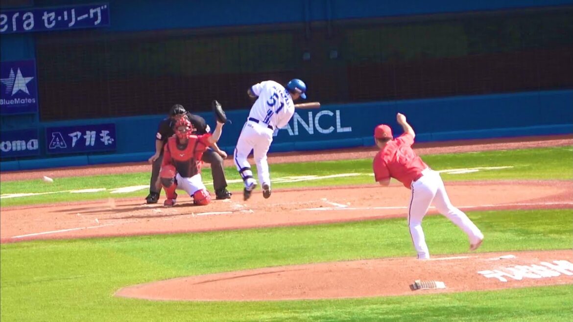 怒りをグッと我慢する宮﨑敏郎！ インコース攻めからの死球を喰らう、田中浩康コーチがすかさずフォロー。 桑原将志にもノーコンで異様な空気になるハマスタ 横浜DeNAベイスターズ 2024/3/30