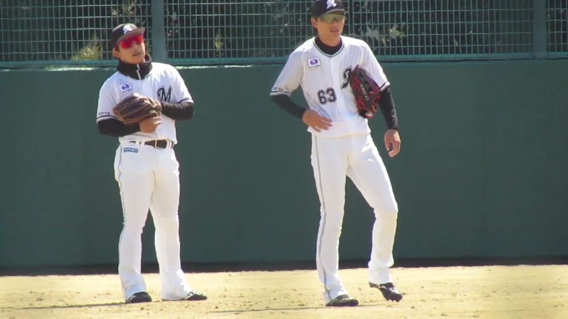 マリーンズ和田康士郎が2軍練習参加 菅野剛士とノックを受ける［千葉ロッテマリーンズ2軍 対 読売ジャイアンツ3軍 2024年3月14日］