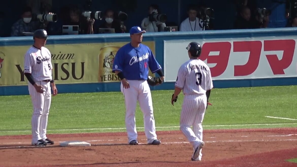 再び1塁で再会する中田翔と西川　西川の走塁は警戒だ