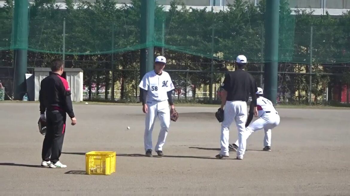 18.10.25　大嶺原佐々木ノック　ロッテ秋季練習