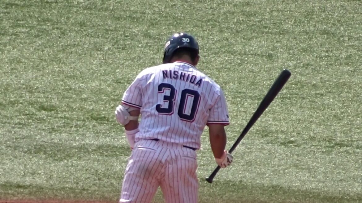 スワローズ　西田明央