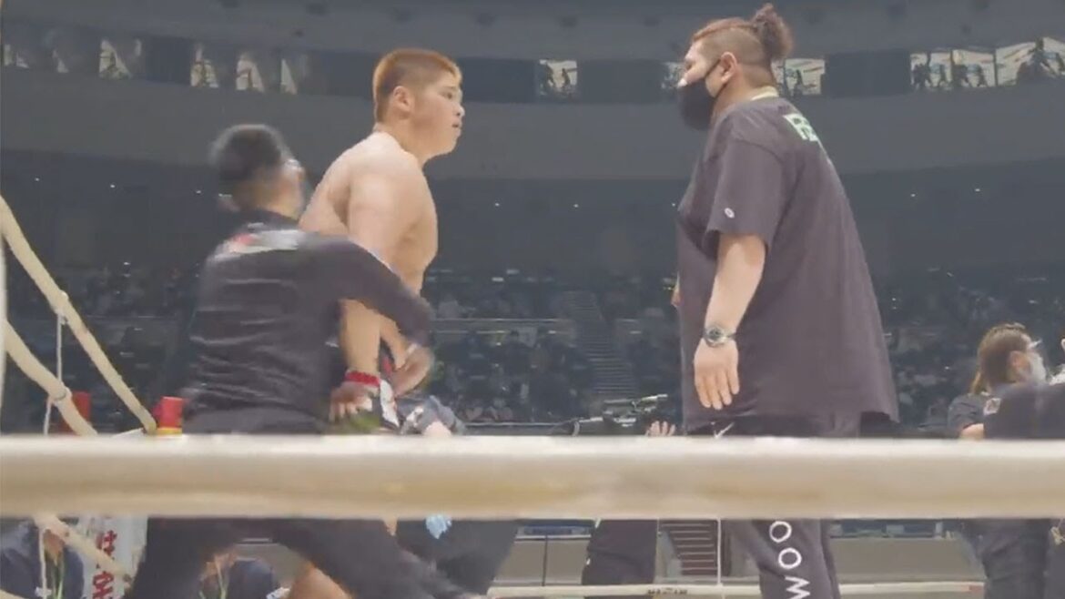 【スダリオ剛&エンセン井上】試合後大乱闘 【スダリオ剛&エンセン井上】試合後大乱闘