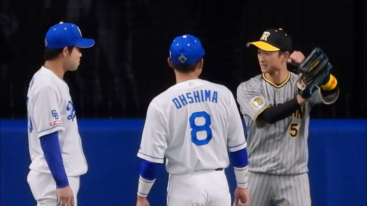 【本家からアドバイス】近本似のフォームに挑戦中の三好がコピー元の近本から身振り手振りで打撃アドバイスを貰う 【本家からアドバイス】近本似のフォームに挑戦中の三好がコピー元の近本から身振り手振りで打撃アドバイスを貰う