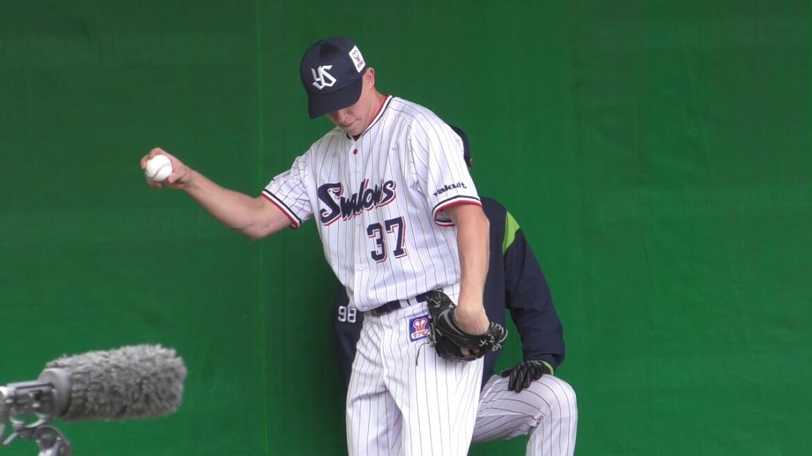 2019ヤクルト沖縄キャンプ、マクガフ投手初日ブルペン