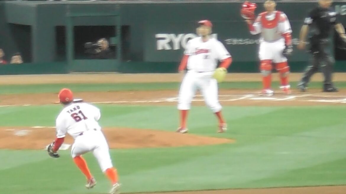 うちのショート陣が躍動！広島小園海斗、矢野雅哉が投手を助ける好プレーで観客沸かす！2024年4月4日