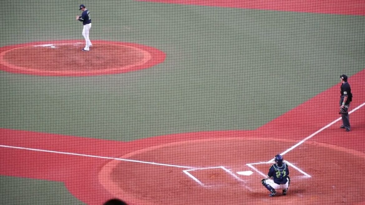 2022/10/25(火) 投球練習(7回裏) 石山泰稚(東京ヤクルトスワローズ)