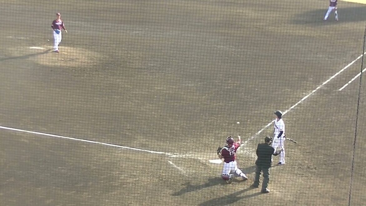 岡田悠希をセカンドゴロに打ち取る鈴木翔天【イースタン 読売ジャイアンツ対 楽天ゴールデンイーグルス2024年3月16日】