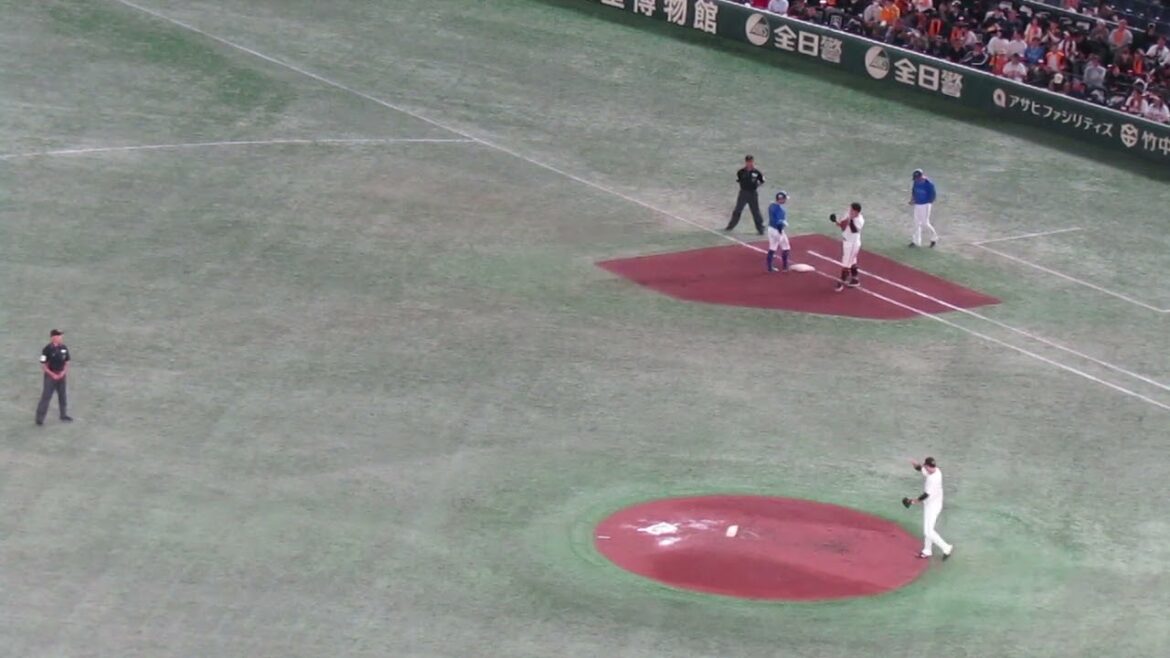 代走 桑原将志と堀田賢慎のセットポジション2024年4月6日 読売ジャイアンツ対 横浜DeNAベイスターズ